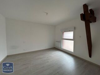  Appartement à louer 3 pièces 94 m²
