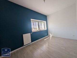  Appartement à louer 4 pièces 89 m²