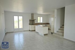  Maison à louer 4 pièces 96 m²