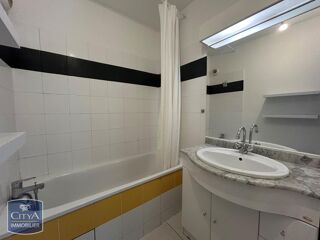  Appartement à louer 2 pièces 49 m²