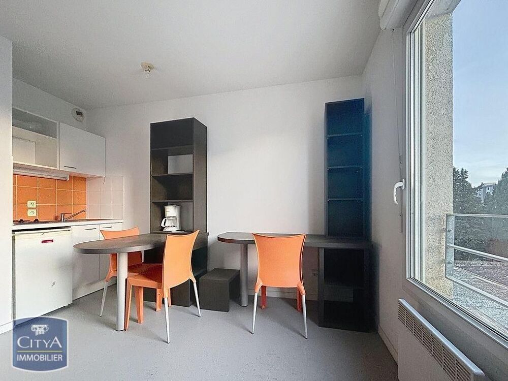 location Appartement - 1 pièce(s) - 18 m² Nîmes (30000)