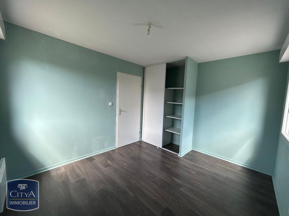 À LOUER : Appartement T3 à Pouzauges. Ce bien immobilier....