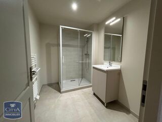  Appartement à louer 2 pièces 48 m²