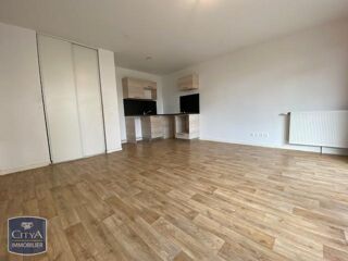  Appartement à louer 2 pièces 44 m²