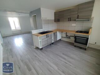 location Appartement - 4 pièce(s) - 68 m² Vrigne-aux-Bois (08330)