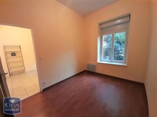  Appartement à louer 2 pièces 28 m²