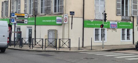 Local Bord de Saône - Nous vous proposons un local de... 800 71000 Macon