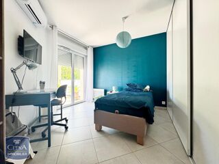  Appartement à louer 3 pièces 74 m²