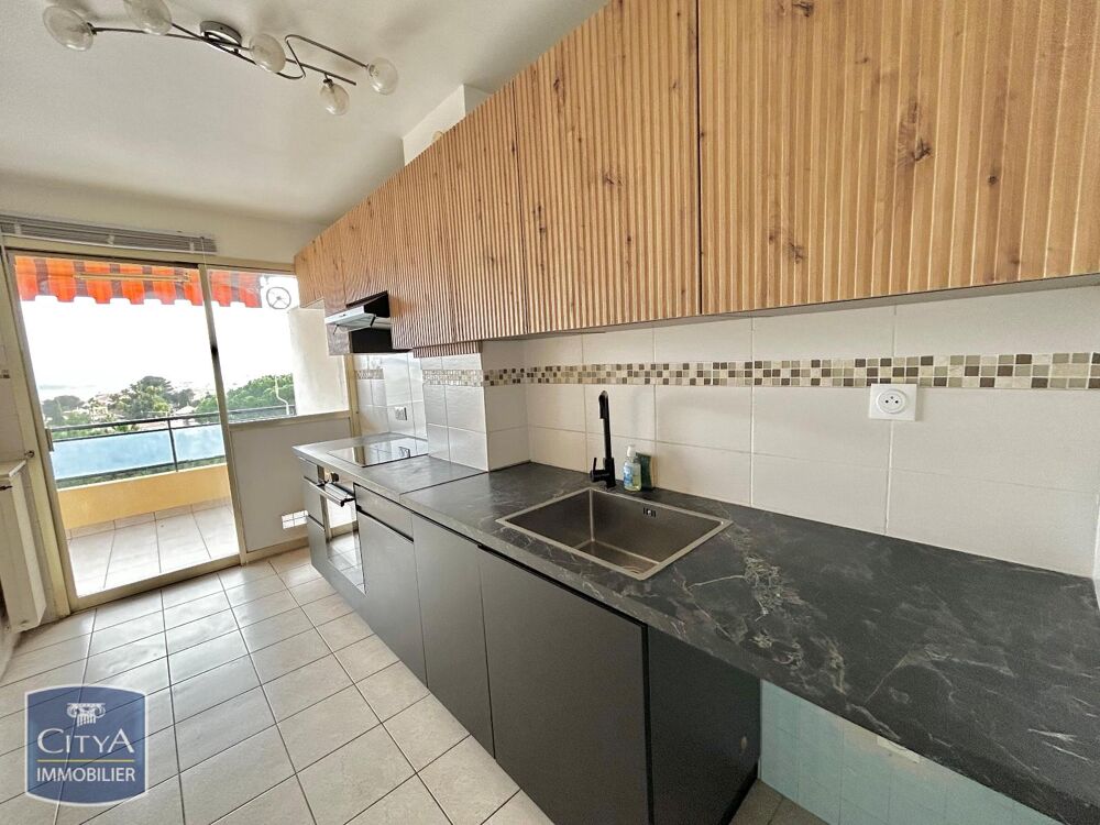 location Appartement - 3 pièce(s) - 78 m² Cannes (06400)