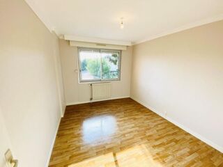  Appartement � louer 4 pi�ces 92 m�
