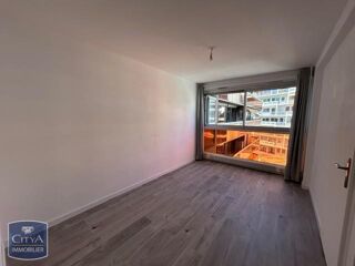  Appartement à louer 1 pièce 31 m²