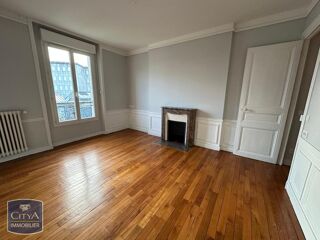  Appartement à louer 3 pièces 53 m²