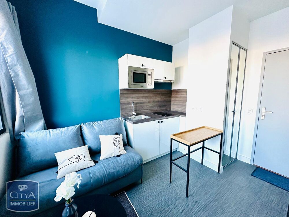 EXCLUSIVITÉ - STUDIO MEUBLE DISPO MI AOUT En location : ....