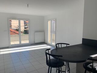  Appartement � louer 3 pi�ces 84 m�