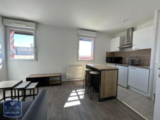  Appartement à louer 2 pièces 35 m²