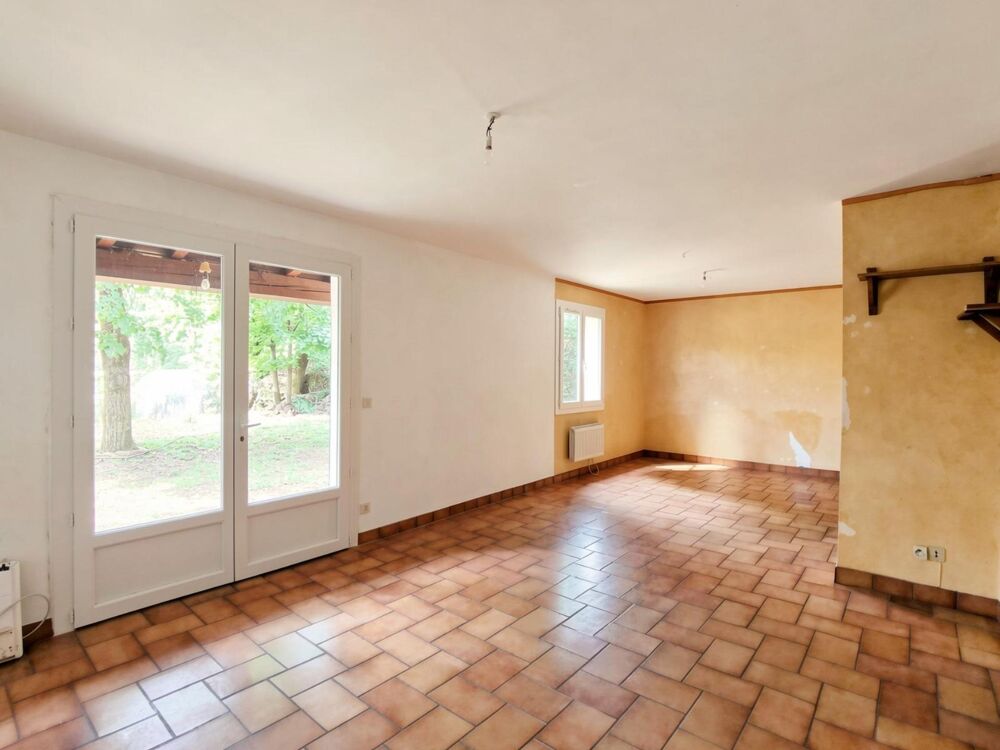 Coup de coeur à THUEYTS - 25 minutes d'AUBENAS Maison F4 ....