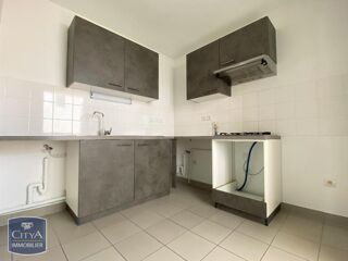  Appartement à louer 3 pièces 77 m²