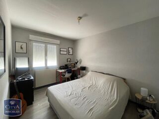  Appartement à louer 4 pièces 86 m²