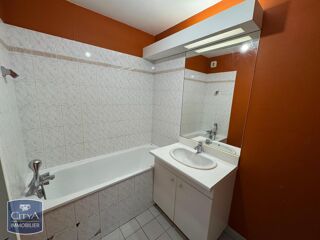  Appartement à louer 2 pièces 53 m²