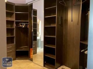  Appartement à louer 2 pièces 135 m²