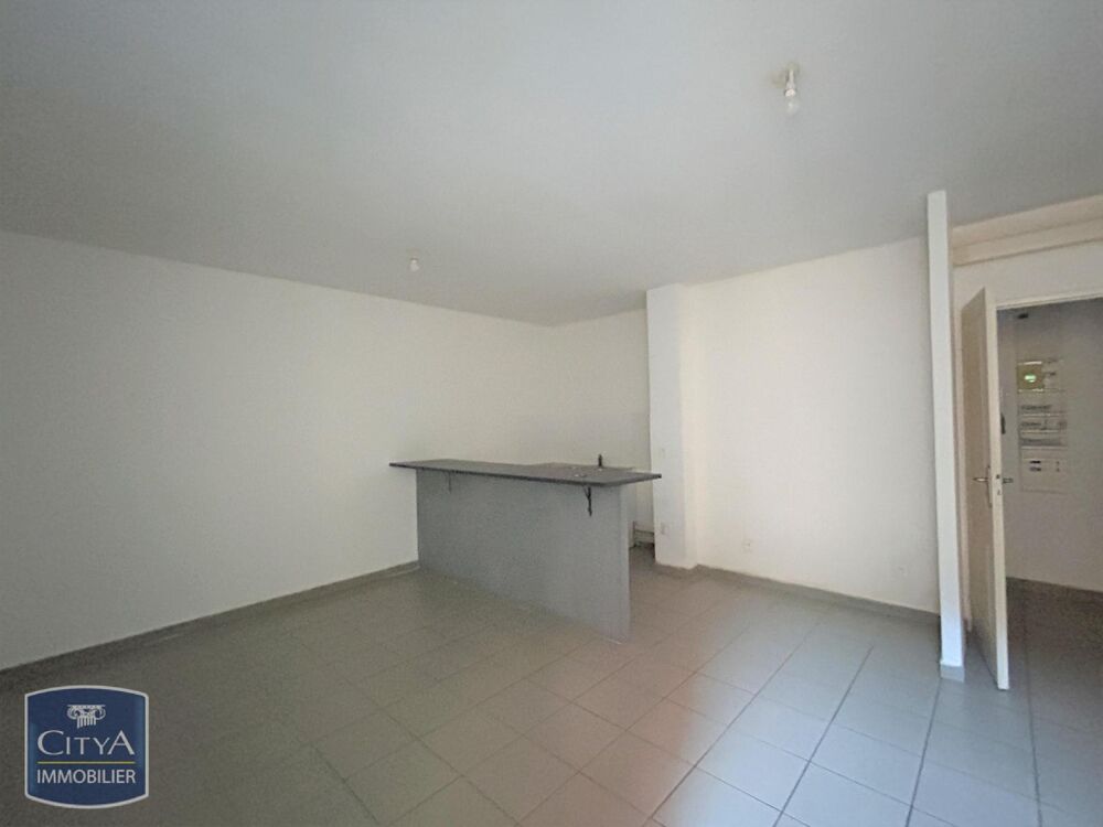 location Appartement - 2 pièce(s) - 40 m² La Seyne-sur-Mer (83500)