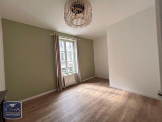  Appartement à louer 3 pièces 65 m²