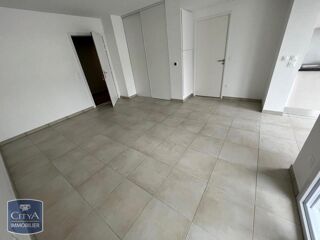  Appartement à louer 2 pièces 42 m²