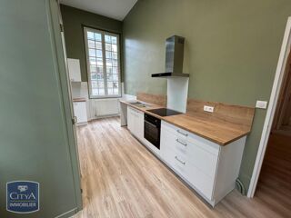  Appartement à louer 3 pièces 107 m²