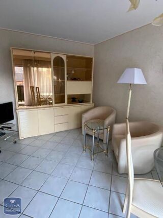  Appartement à louer 2 pièces 33 m²