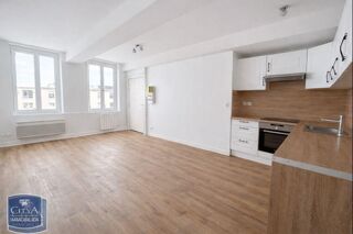  Appartement à louer 3 pièces 48 m²