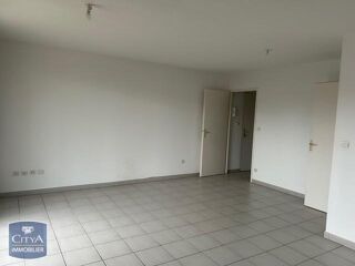  Appartement à louer 2 pièces 45 m²