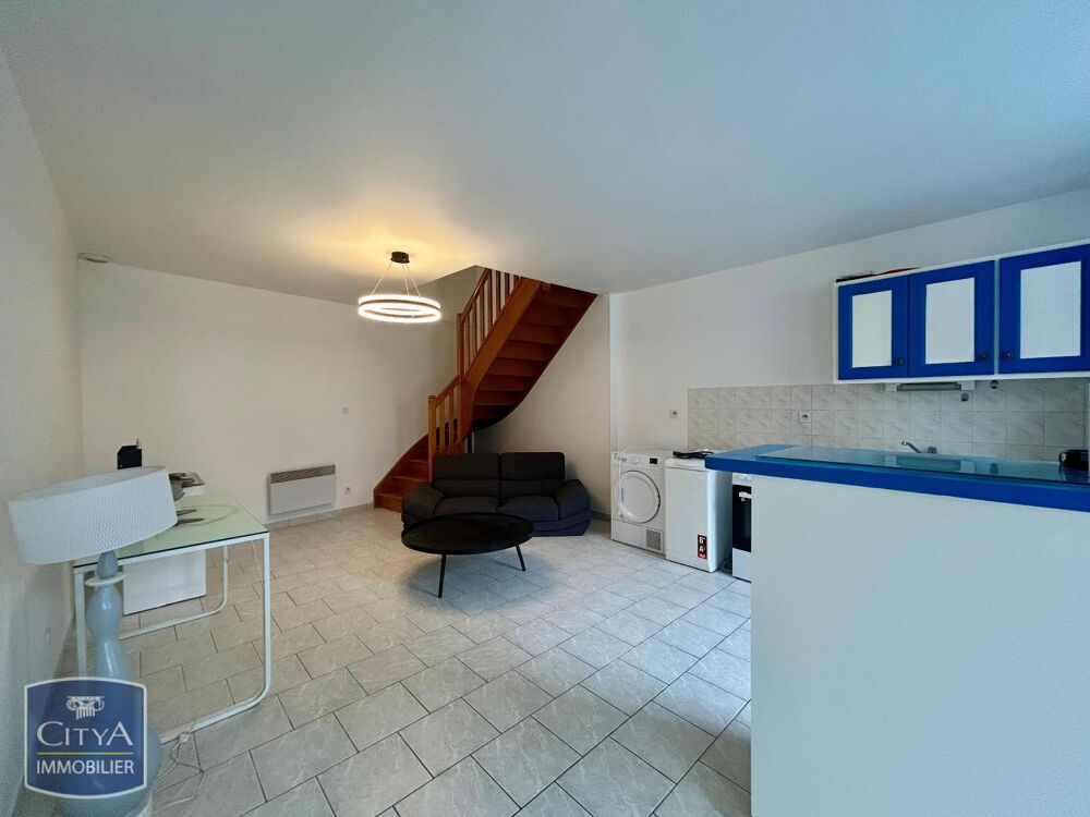 À LOUER : Appartement T2 à Bourges, situé dans un quarti....