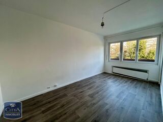  Appartement à louer 3 pièces 73 m² Meaux
