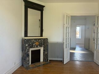  Appartement à louer 3 pièces 63 m²
