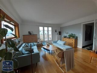  Appartement à louer 4 pièces 111 m²