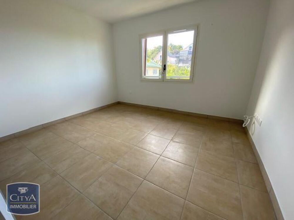 location Appartement - 1 pièce(s) - 23 m² Le Tampon (97430)