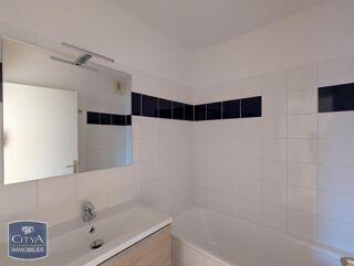  Appartement à louer 3 pièces 66 m²