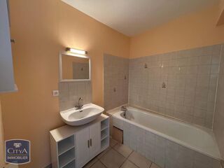  Appartement à louer 2 pièces 47 m²