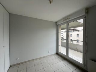  Appartement � louer 4 pi�ces 87 m�