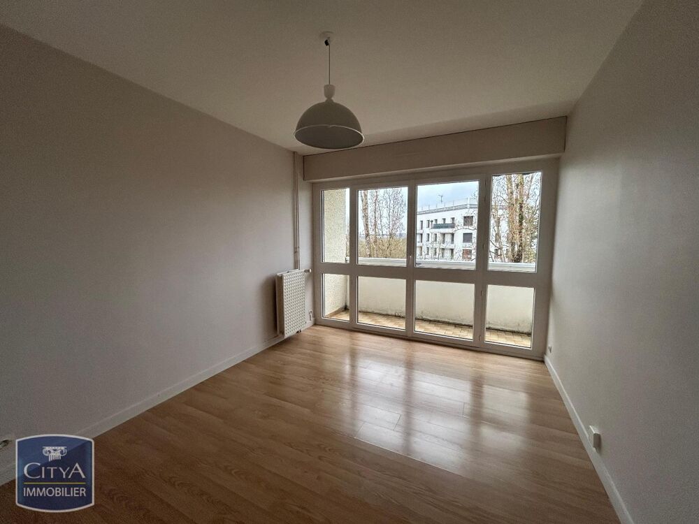 location Appartement - 3 pièce(s) - 67 m² Bourges (18000)