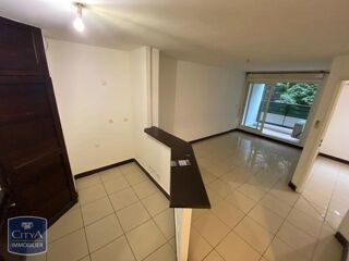  Appartement à louer 2 pièces 35 m²