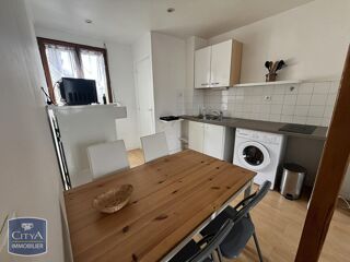  Appartement à louer 2 pièces 37 m²