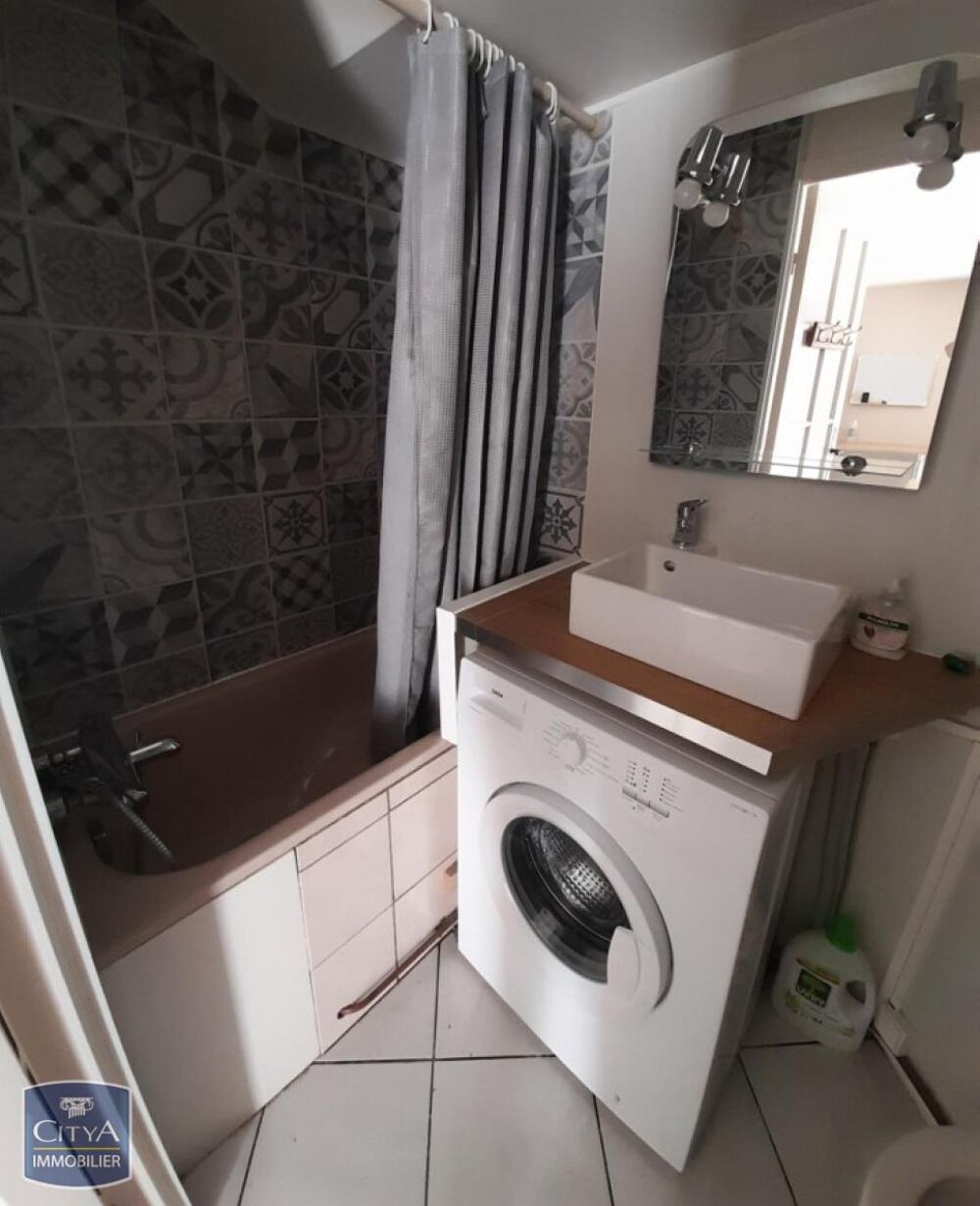 À LOUER : Appartement T1 situé en plein coeur de Dijon, d....