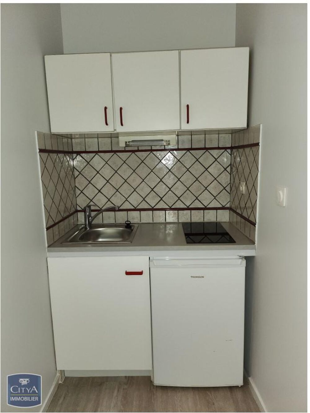 À LOUER : Charmant appartement T1 situé au coeur d'Orléan....