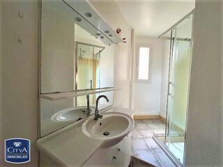  Appartement à louer 3 pièces 67 m²