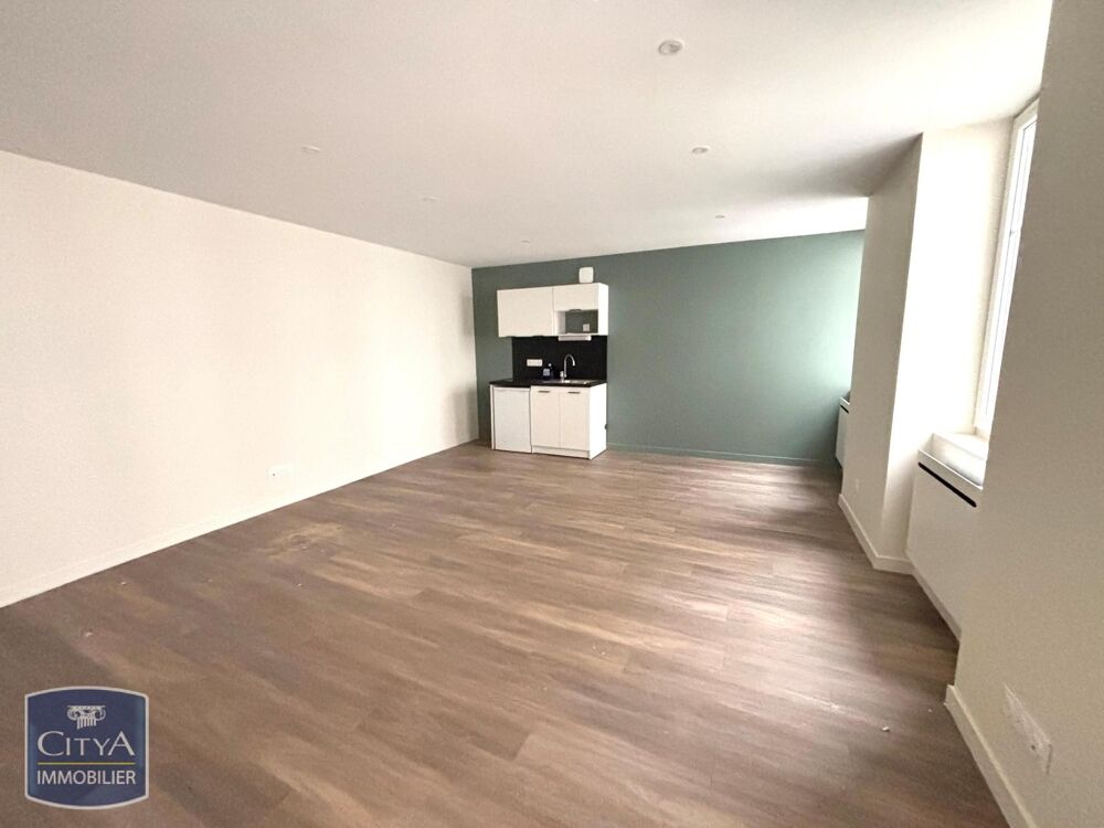 A LOUER Un appartement spacieux et lumineux est maintena....