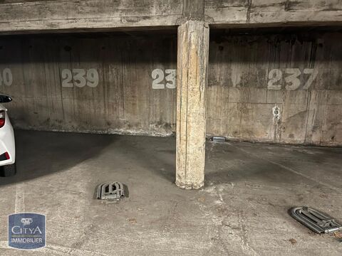  Parking / Garage  louer 12 m