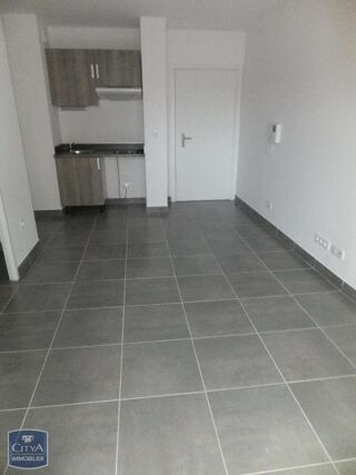  Appartement à louer 2 pièces 36 m²