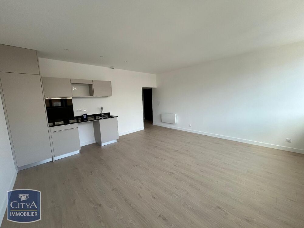 location Appartement - 3 pièce(s) - 64 m² Charleville-Mézières (08000)