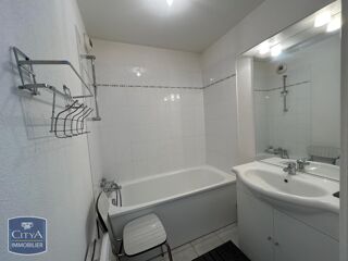  Appartement à louer 2 pièces 58 m²